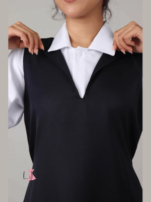 زي مريول ثانوي شيال كلاسيكي مع جيوب جانبية