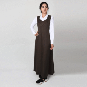 مريول شيال بني بقصة صدر مميزة للمرحلة المتوسطة أنيق