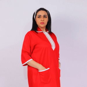 قميص شغالة أحمر اللون بتطريز الدانتيل